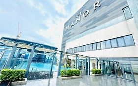 Crown Suites The Manor Klcc Kuala Lumpur City Center